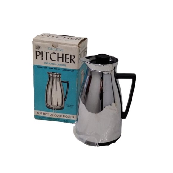 Vintage Insulated Pitcher 70s Executive Hot or Cold Liquids Chrome 1 Quart - Picture 1 of 12